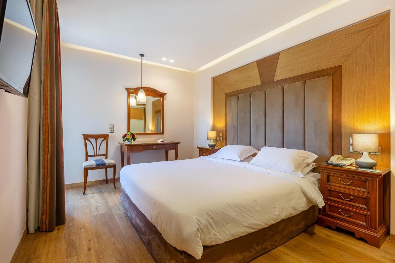 Oasis Hotel 4*