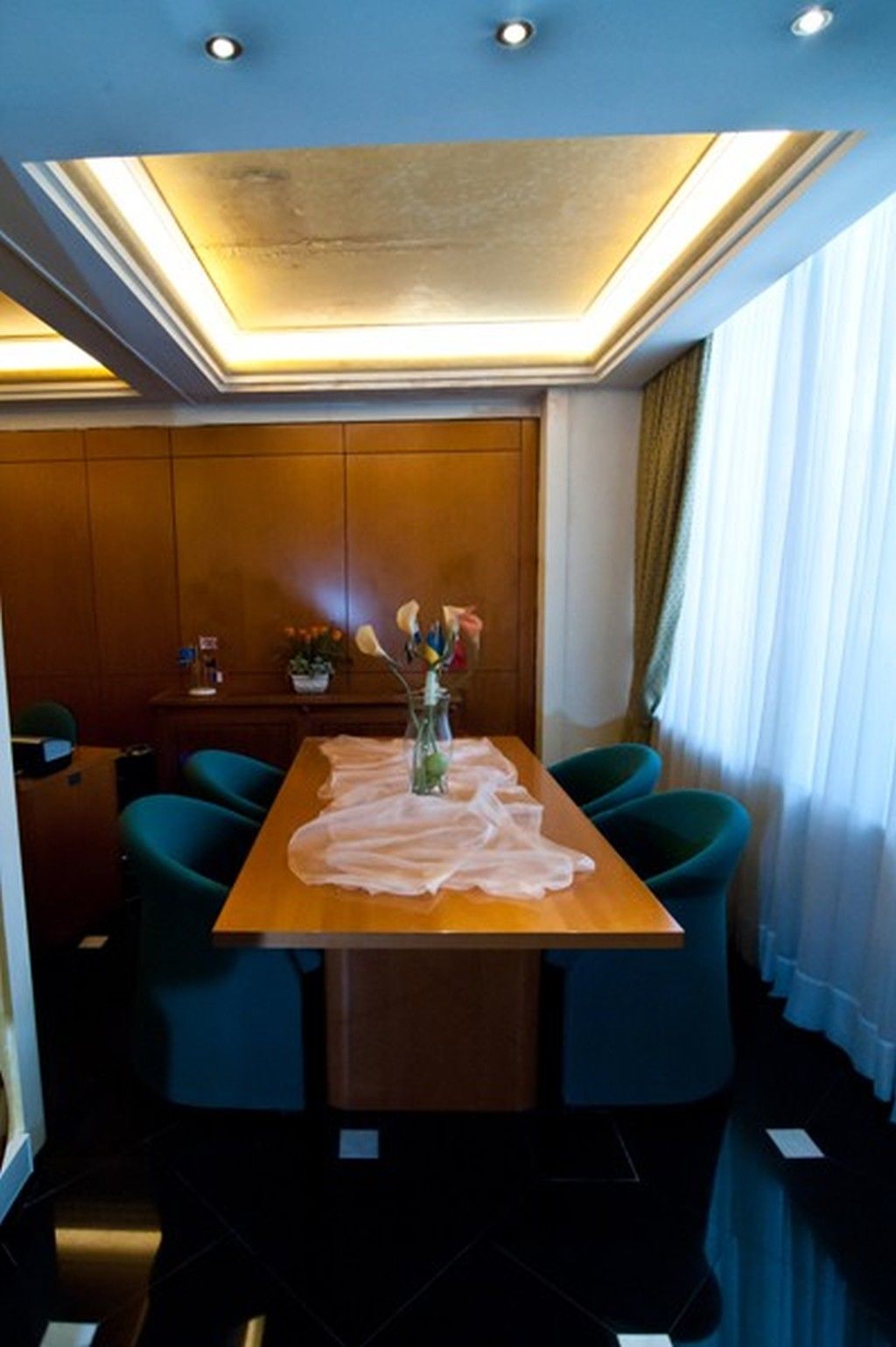 Hotel Oasis 4*